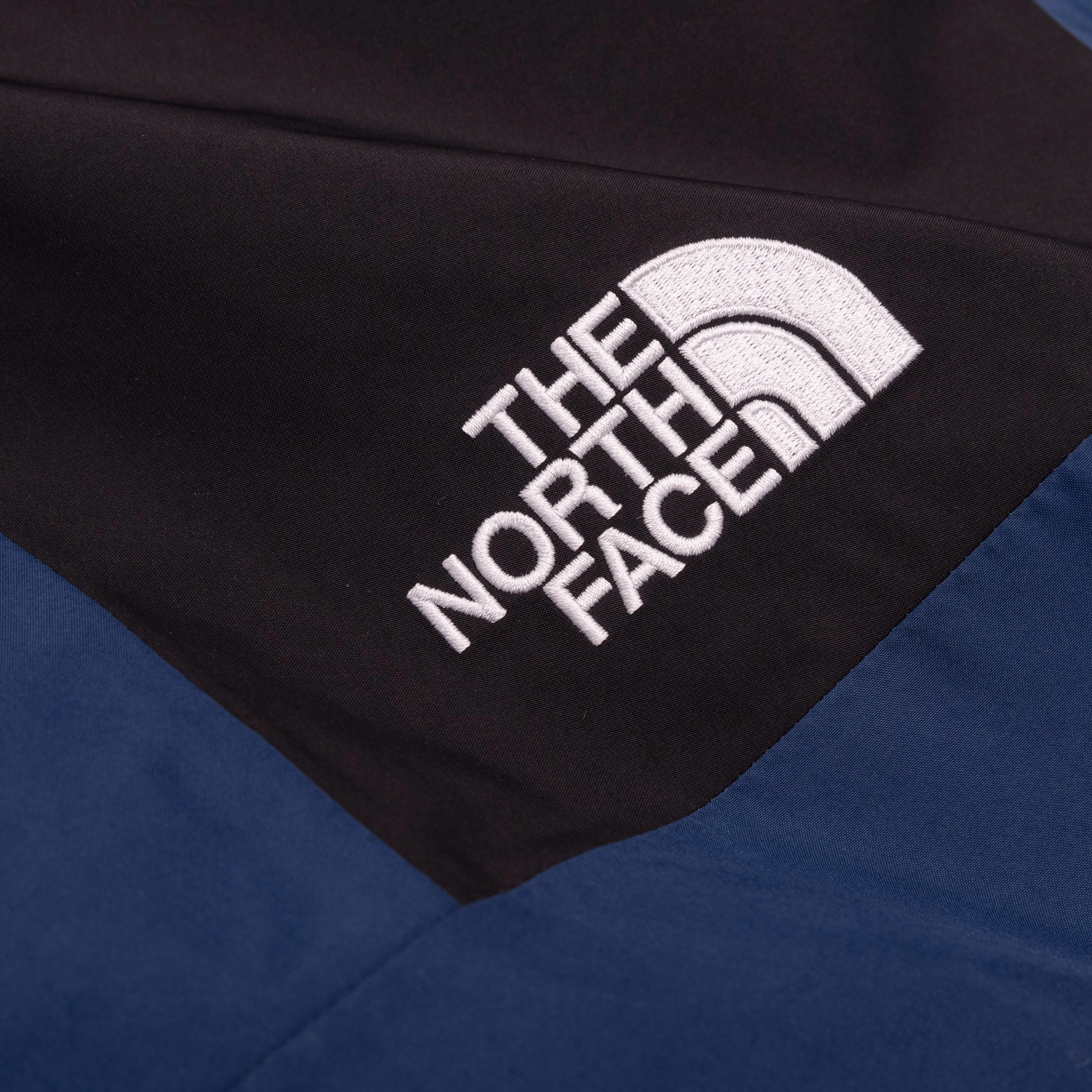 GORE-TEX MOUNTAIN JACKET