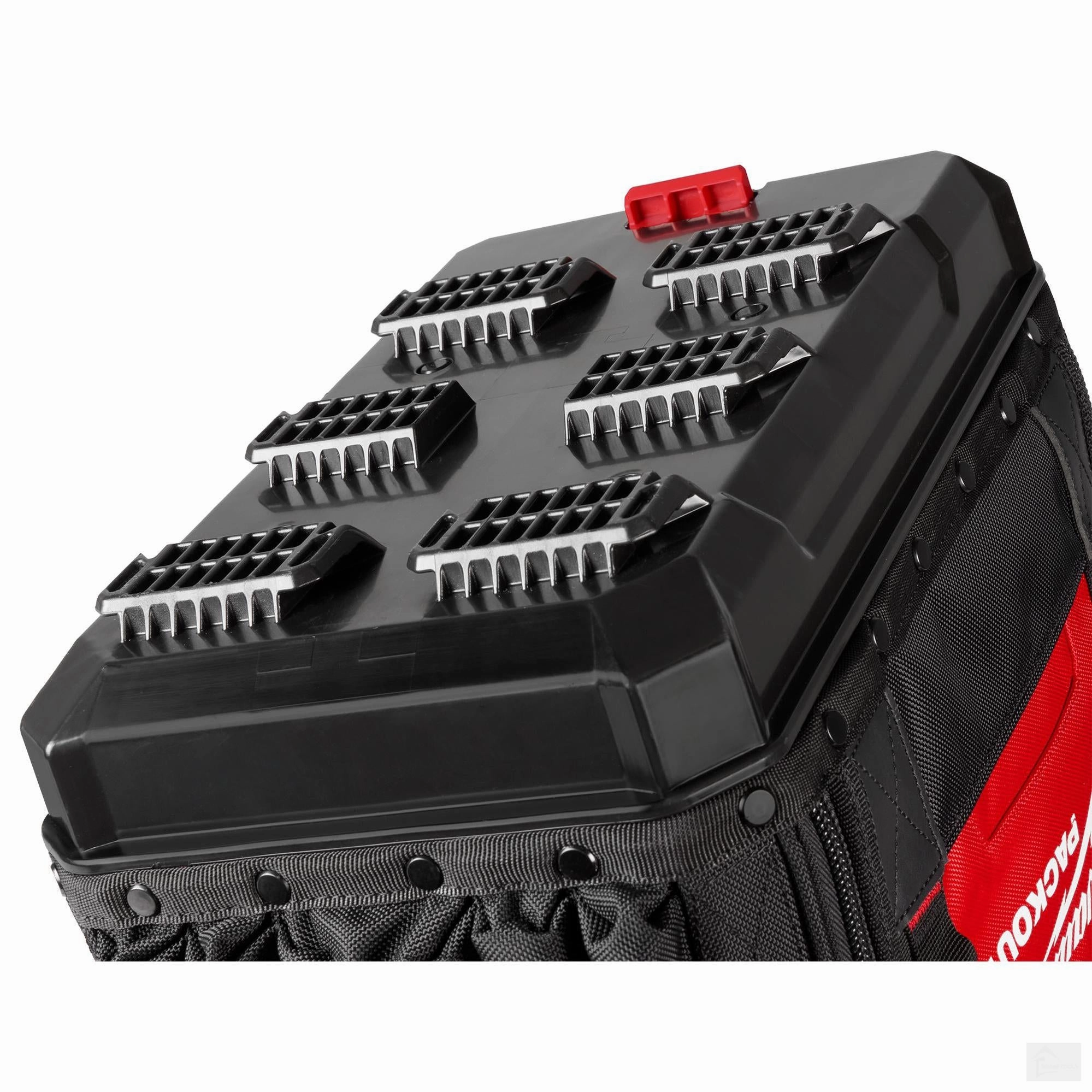 Milwaukee PACKOUT 15in Structured Tool Bag (48-22-8316)