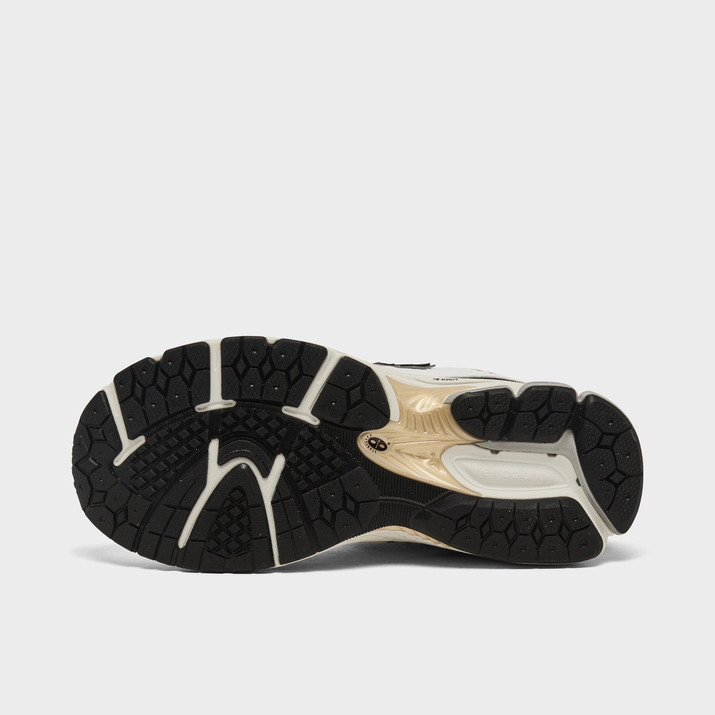 New Balance Juniors' 2002R White / Black - Gold