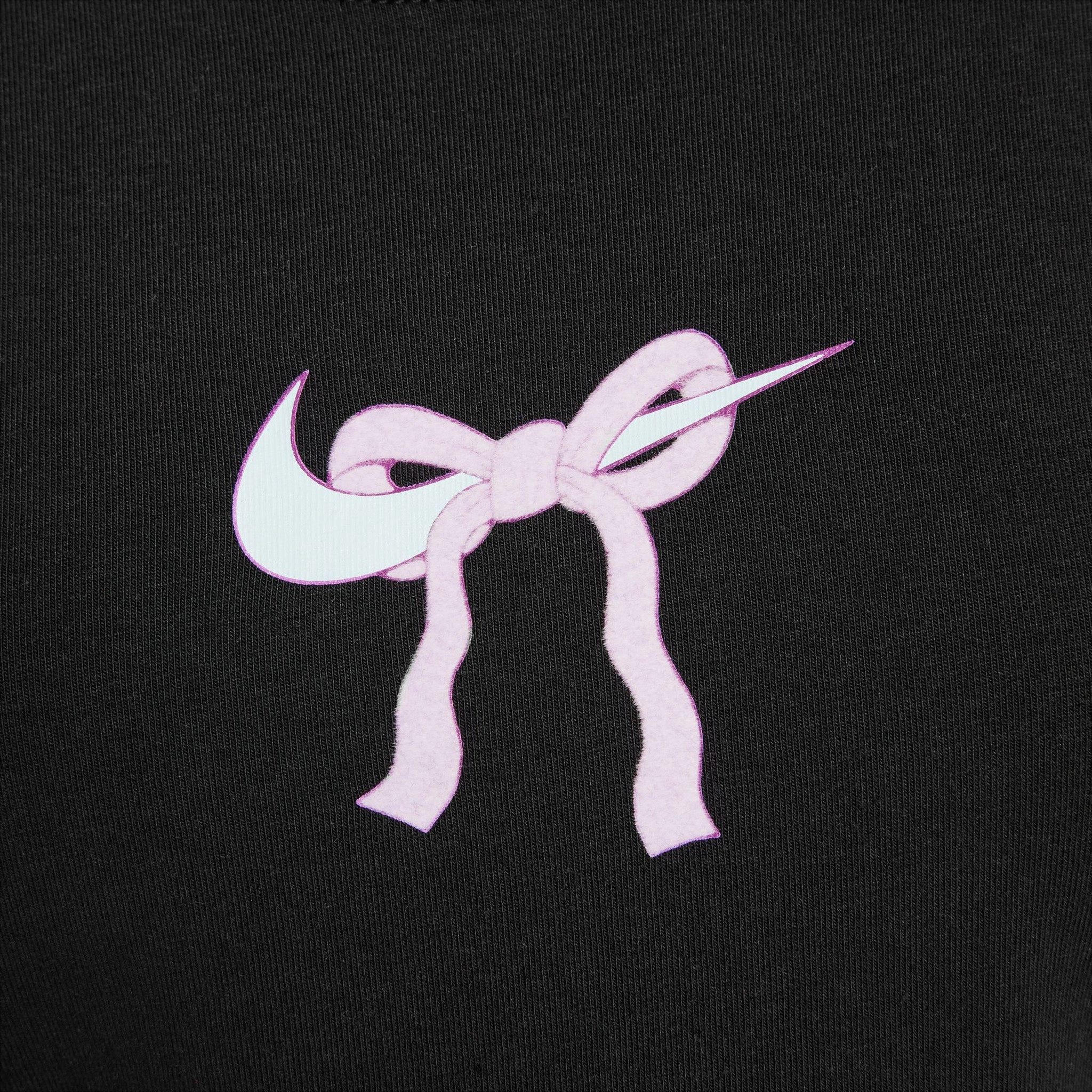 Nike Sportswear Junior Girls' T-Shirt Black