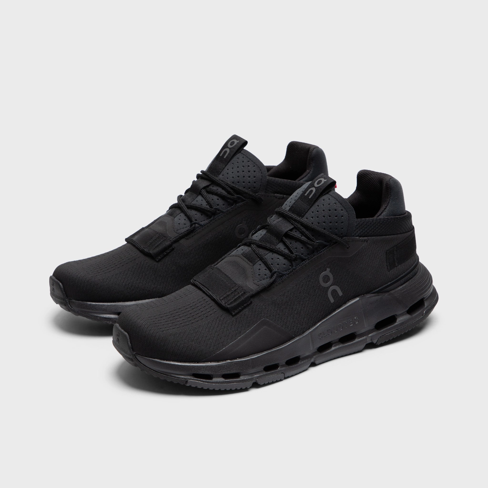 On Cloudnova 2 Black / Black